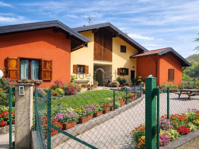 Appartamento in vendita di 65 m² in Via Giuseppe Brumana