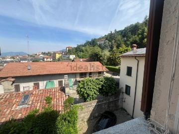 Appartamento in vendita di 65 m² in Via Interlegno, 27