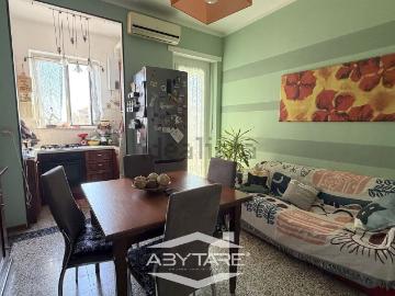 Appartamento in vendita di 65 m² in Via IV Novembre, 4