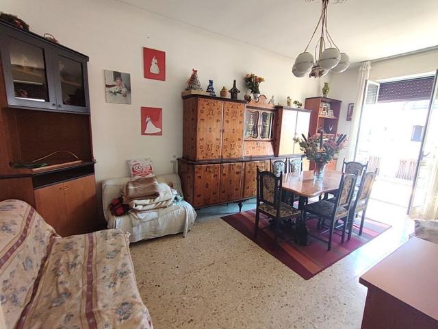 Appartamento in vendita di 65 m² in Via Lecco