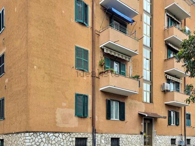 Appartamento in vendita di 65 m² in Via Luigi Menabrea