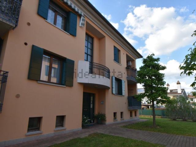 Appartamento in vendita di 65 m² in Via Martiri della Libertà, 7