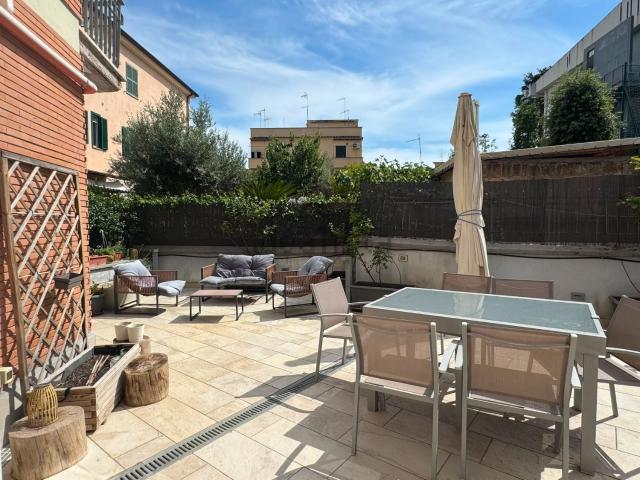Appartamento in vendita di 65 m² in Via Menofilo, 65