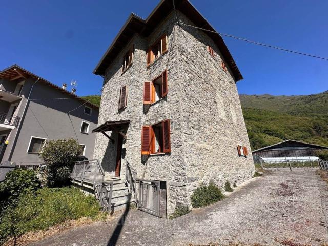 Appartamento in vendita di 65 m² in Via Merlina, 17