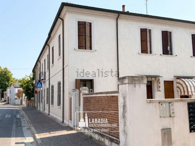 Appartamento in vendita di 65 m² in Via Nicola Badaloni, 86