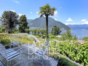 Appartamento in vendita di 65 m² in Via per Bellagio, 27