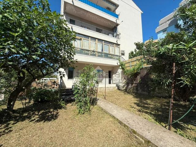 Appartamento in vendita di 65 m² in Via Pinguente, 1