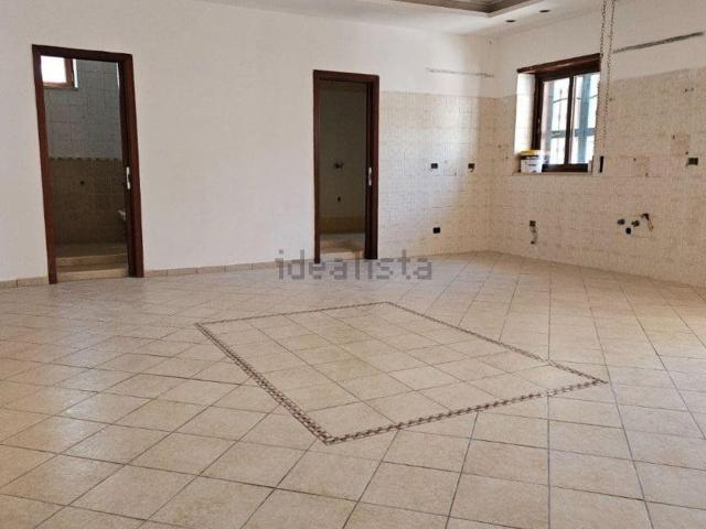 Appartamento in vendita di 65 m² in Via Roma Verso Scampia