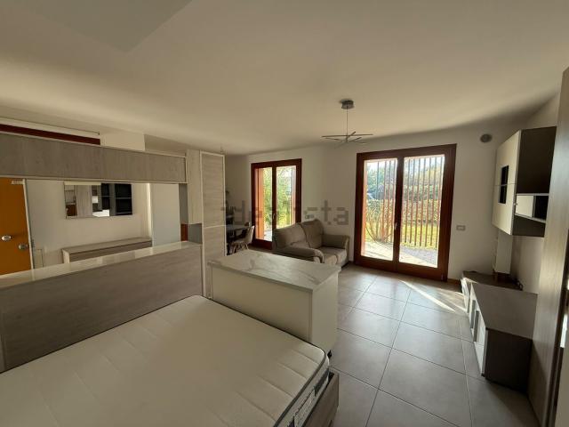Appartamento in vendita di 65 m² in Via Ronzinella, 244