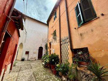 Appartamento in vendita di 65 m² in Via Rosella, 17