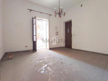 Appartamento in vendita di 65 m² in Via Ruggerone da Palermo, 20