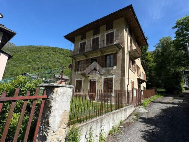 Appartamento in vendita di 65 m² in Via Sant&apos  Antonio, 1