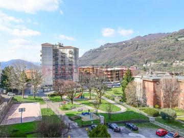 Appartamento in vendita di 65 m² in Via Statale per Lecco, 637