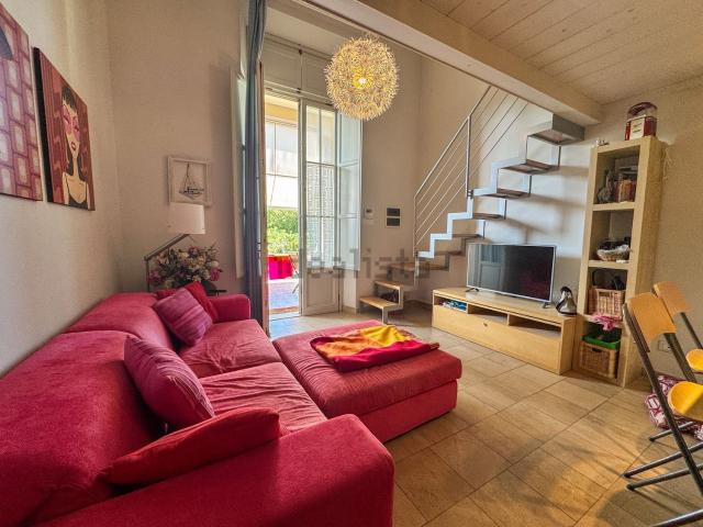 Appartamento in vendita di 65 m² in Viale del Tirreno, 76