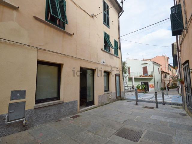 Appartamento in vendita di 65 m² in Viale Giuseppe Cerboni, 22