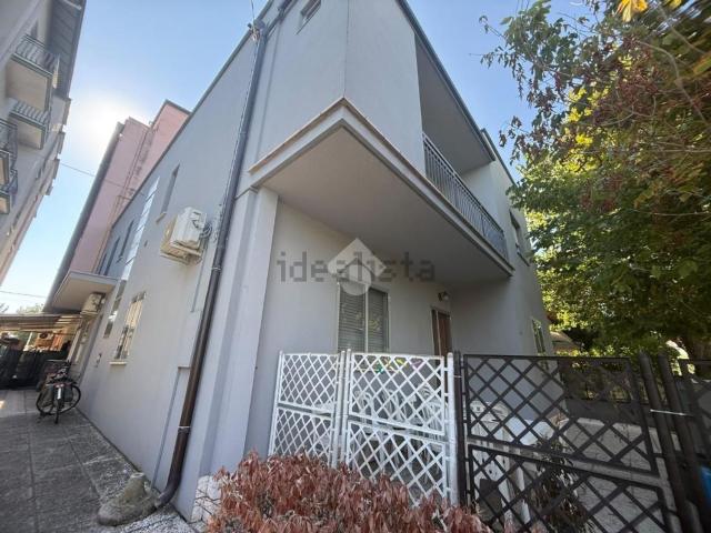 Appartamento in vendita di 65 m² in Viale Giuseppe Giacosa, 15