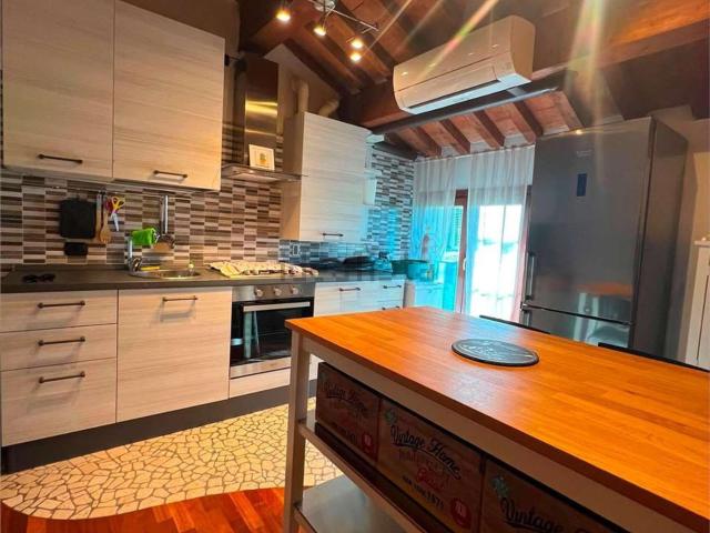 Appartamento in vendita di 65 m² in Via Argine Destro Canale Molino