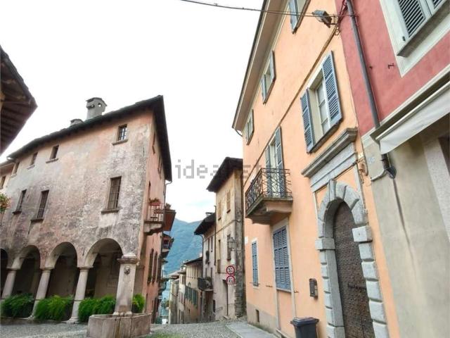 Appartamento in vendita di 66 m² in Via Umberto I, 1