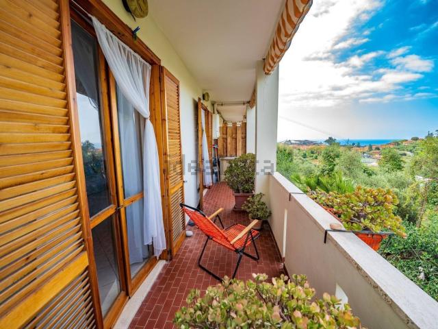 Appartamento in vendita di 66 m² in Via Castellaro