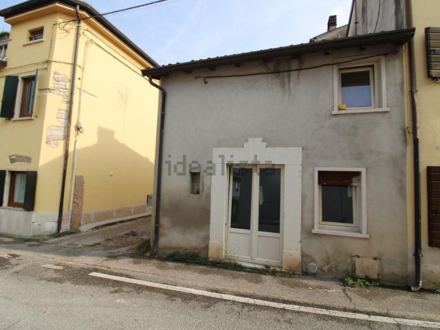 Appartamento in vendita di 66 m² in Via Cesare Battisti