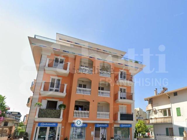 Appartamento in vendita di 66 m² in Via Cristoforo Colombo, 85