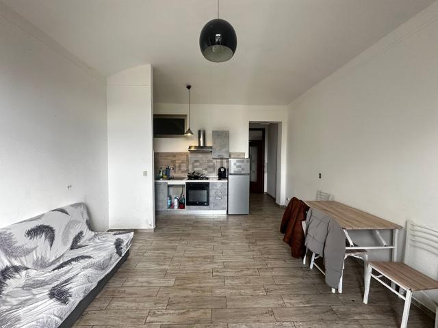 Appartamento in vendita di 66 m² in Via Giovanni Scazzola, 44