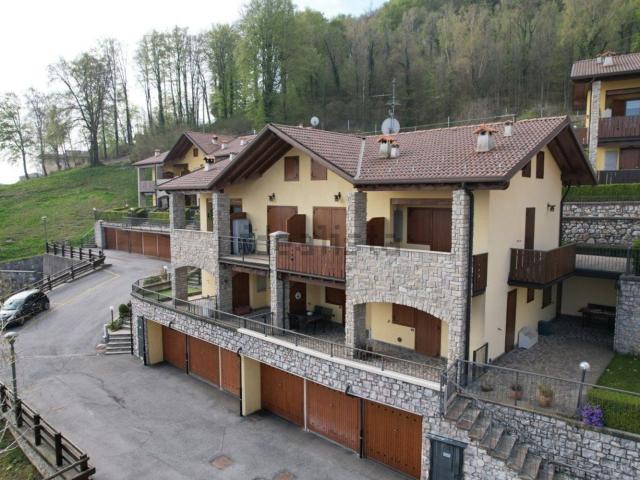Appartamento in vendita di 72 m² in Via Portola, 15