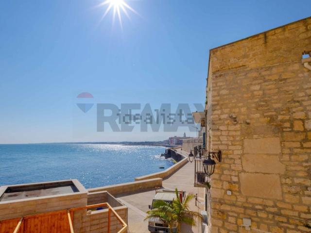 Appartamento in vendita di 68 m² in Piazza Duomo, 44