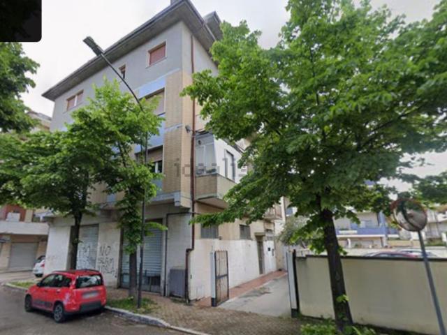 Appartamento in vendita di 68 m² in Via Tavo
