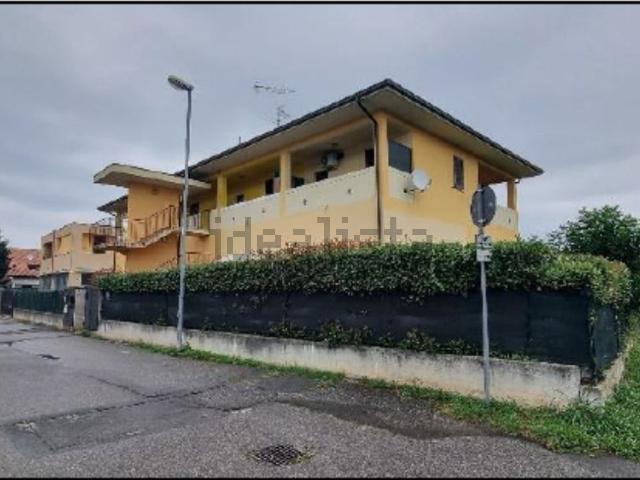 Appartamento in vendita di 68 m² in Via Circonvallazione