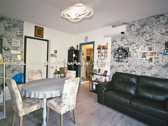 Appartamento in vendita di 68 m² in Via Cisa Vecchia