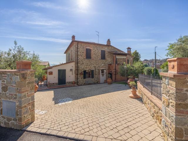 Appartamento in vendita di 68 m² in Via Conte Cungi