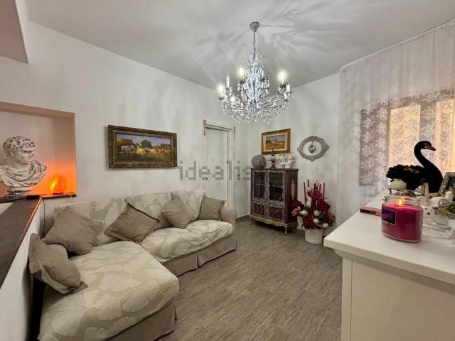 Appartamento in vendita di 68 m² in Via Corsica, 2