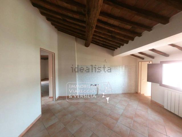 Appartamento in vendita di 68 m² in Via di Campo