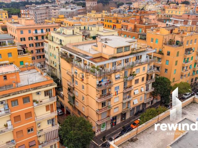Appartamento in vendita di 68 m² in Via di Monte Verde