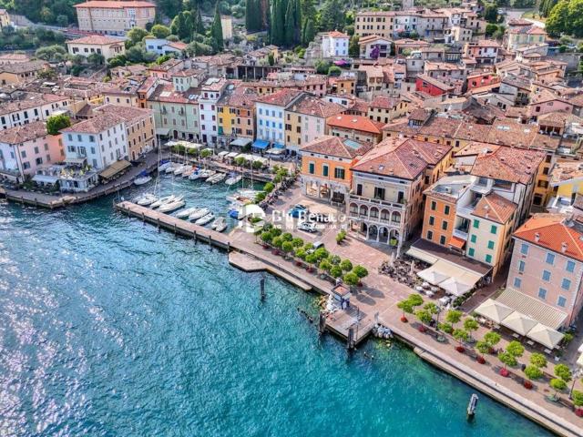 Appartamento in vendita di 68 m² in Via Dosso