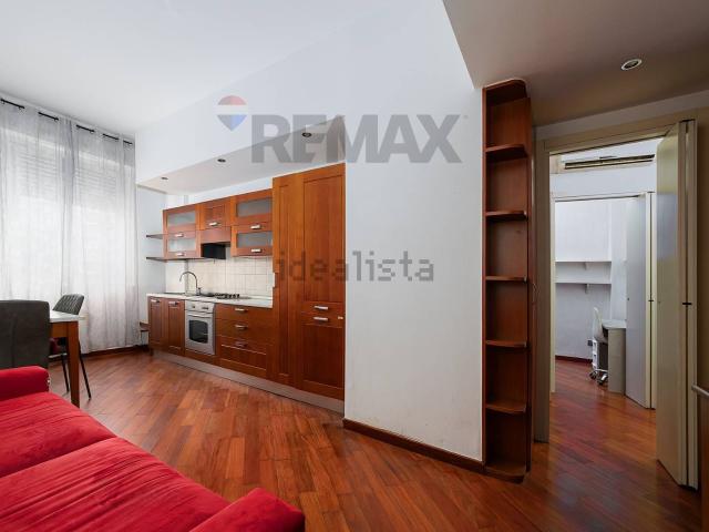 Appartamento in vendita di 68 m² in Via Federico Confalonieri, 50