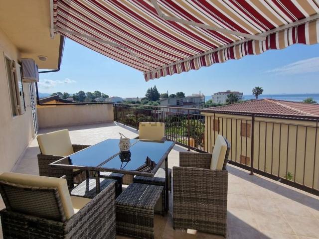 Appartamento in vendita di 68 m² in Via Mare, 5