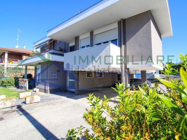 Appartamento in vendita di 68 m² in Via Novara