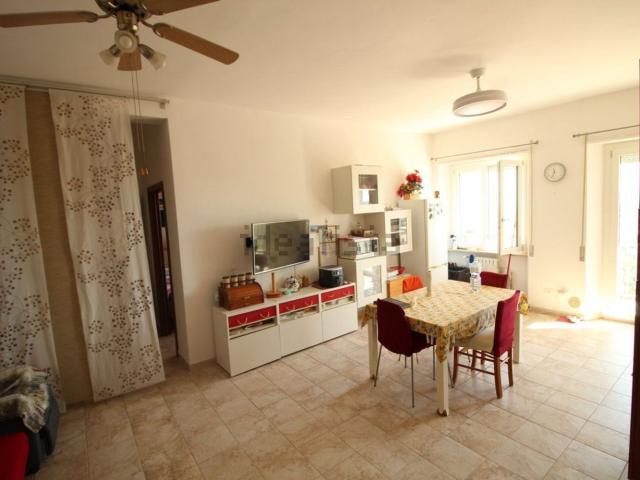 Appartamento in vendita di 68 m² in Via San Francesco D&apos Assisi, 28