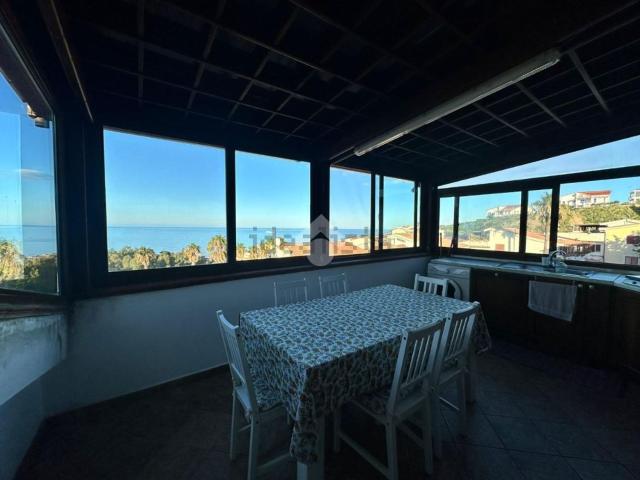 Appartamento in vendita di 68 m² in Viale Magna Grecia, 100