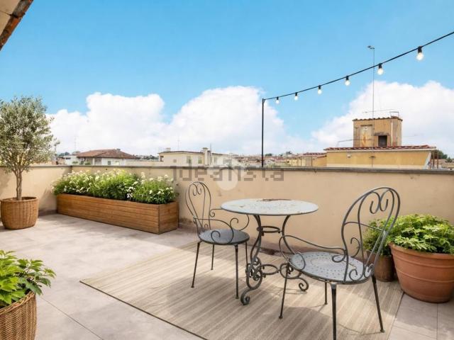 Appartamento in vendita di 68 m² in Viale dei Colli Portuensi, 79