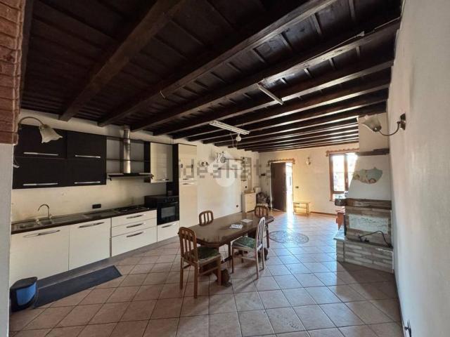 Appartamento in vendita di 69 m² in Via XI Febbraio, 34