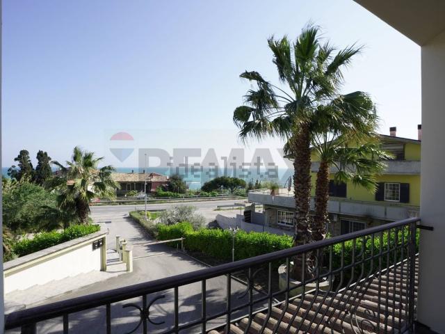 Appartamento in vendita di 69 m² in Via Adriatica Nord, 75