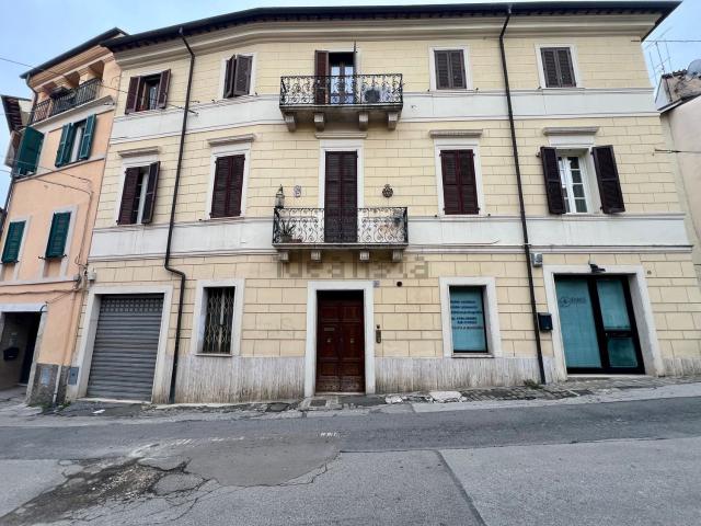 Appartamento in vendita di 69 m² in Via Angelo Tancredi