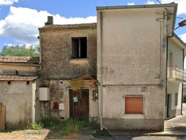 Appartamento in vendita di 69 m² in Via della Vergine, 82