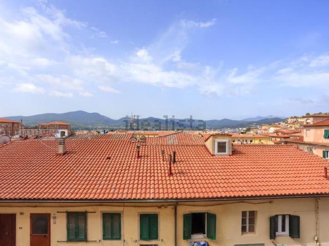 Appartamento in vendita di 69 m² in Via Elbano Gasperi