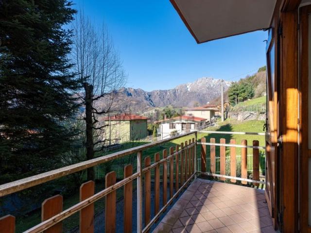 Appartamento in vendita di 69 m² in Via Piane, 14