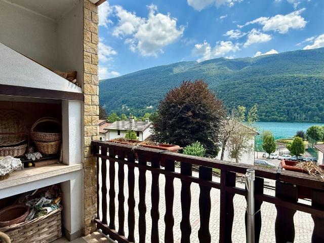 Appartamento in vendita di 70 m² in Via San Francesco d&apos Assisi, 1