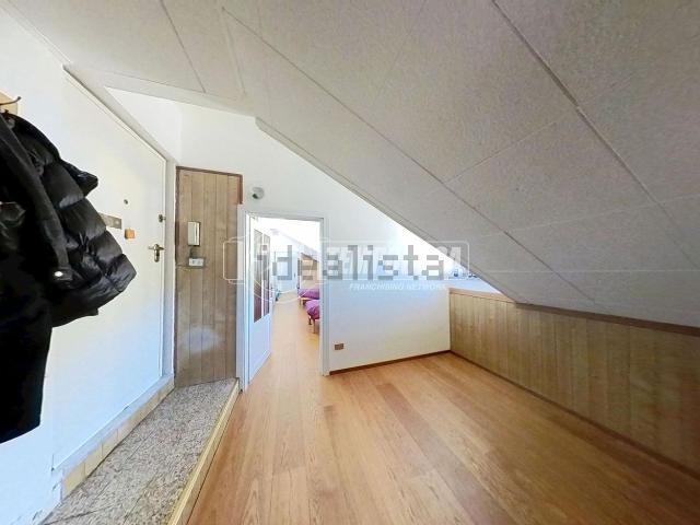 Appartamento in vendita di 73 m² in Corso Battaglione Aosta, 13